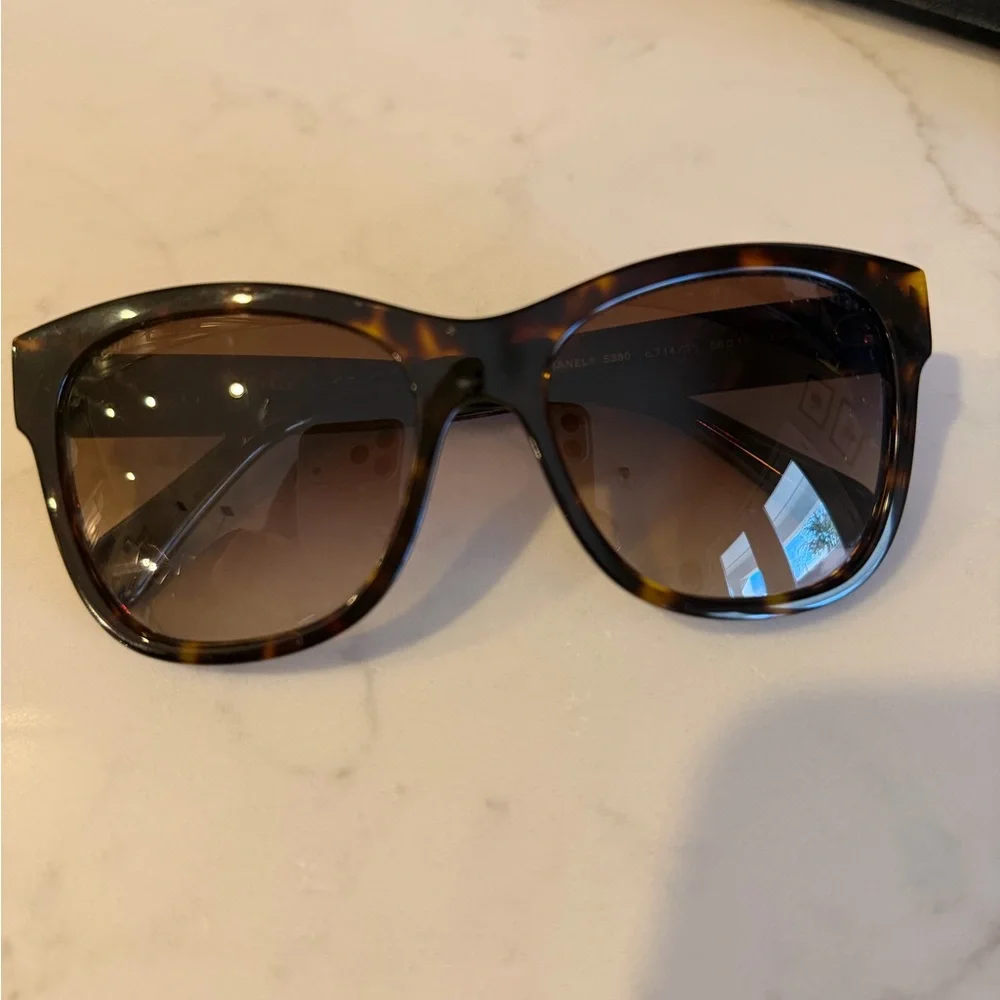 CHANEL Dark Tortoise Square Sunglasses - Picture 3 of 5